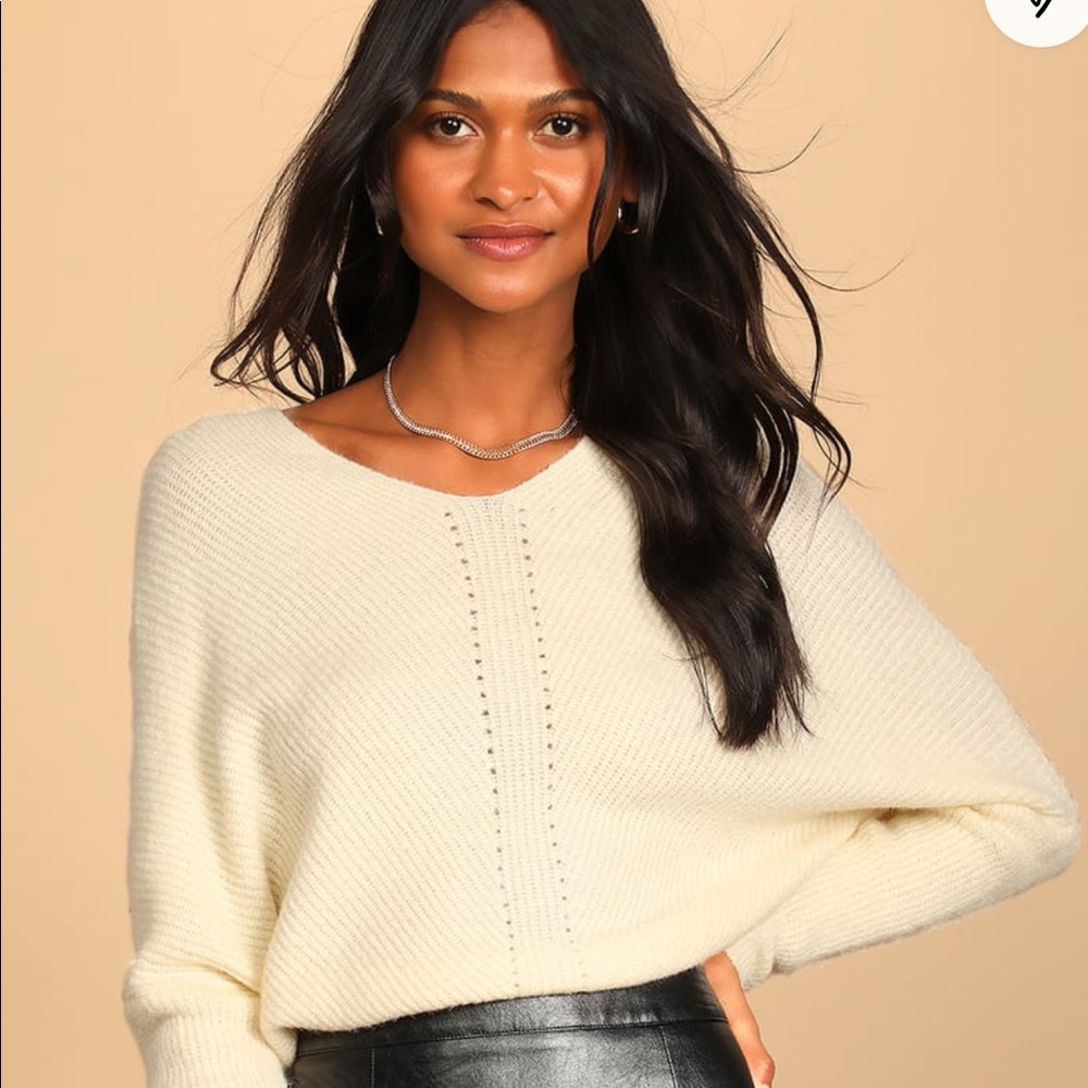Soft and warm cream lulus sweater